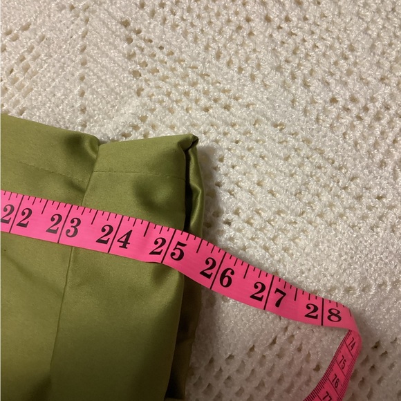 Preloved Guillaume  coat in a beautiful chartreuse green. - Picture 8 of 11